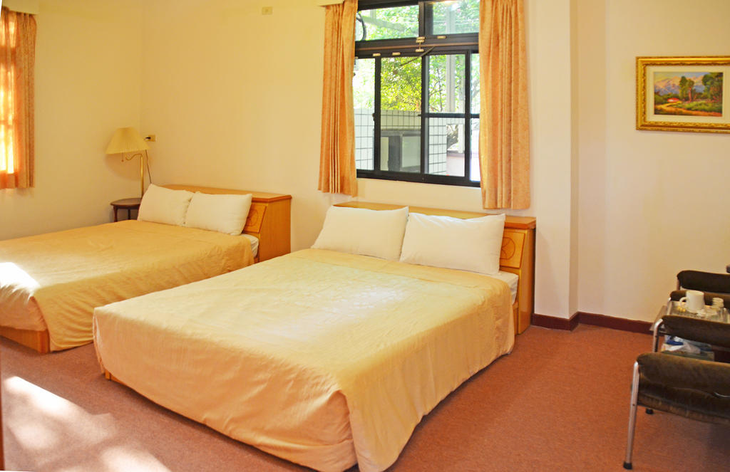 Kaohsiung Meinong Rabbit Paul Homestay B&B Mei-nung Room photo