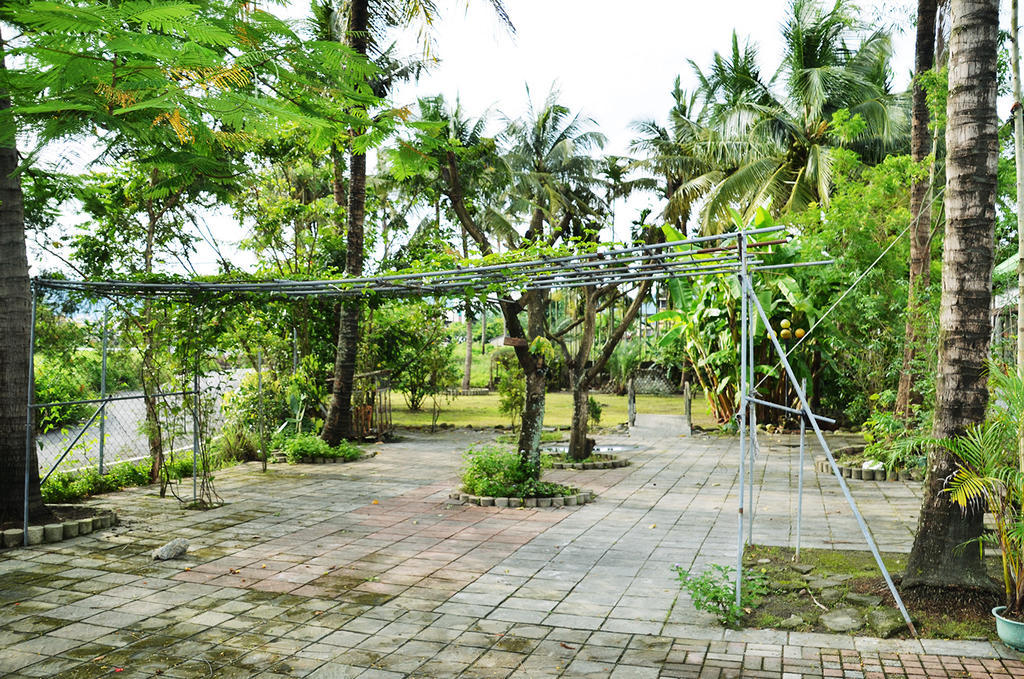 Kaohsiung Meinong Rabbit Paul Homestay B&B Mei-nung Exterior photo